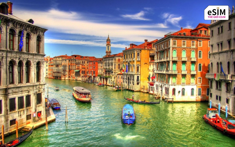 eSIM giúp du lịch Ý chủ động hơn, dễ di chuyển, tham quan và xử lý mọi tình huống.